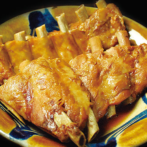 【店舗メニュー】ソーキ煮付(豚スペアリブの煮付)